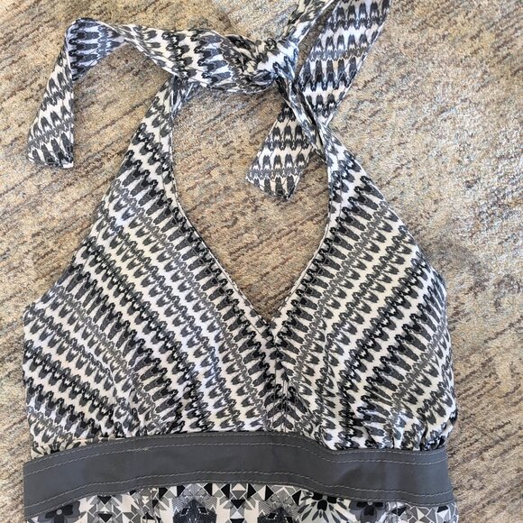 Athleta Pack Everywhere dress in black patchwork EUC size 2 - Picture 4 of 7